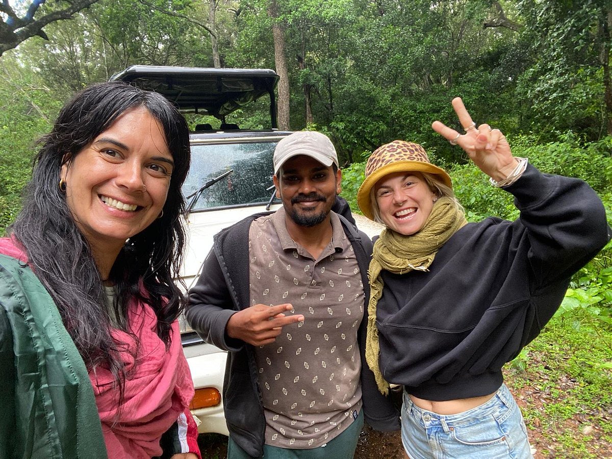 Guests and their ranger guide smiling together